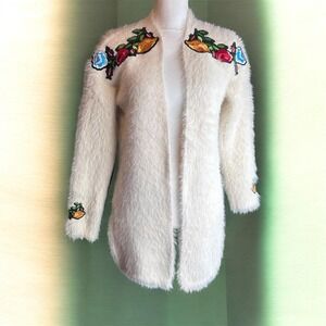 KLOTH & CLOVER Cream Fuzzy Embroidered Floral Acrylic Cardigan Sweater Women S